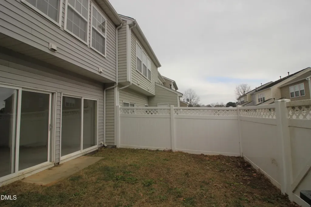 5124 Obion Court Raleigh NC 27616