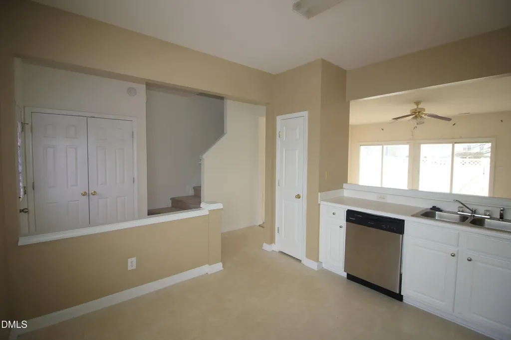 5124 Obion Court Raleigh NC 27616