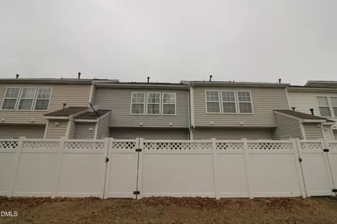 5124 Obion Court Raleigh NC 27616