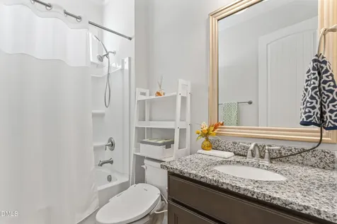 125 Damsire Way Cary NC 27513