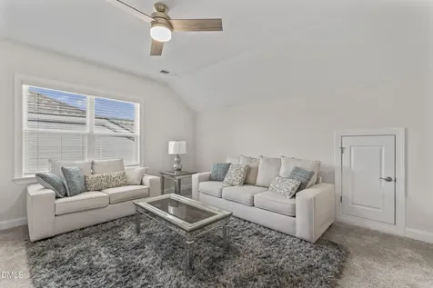 125 Damsire Way Cary NC 27513