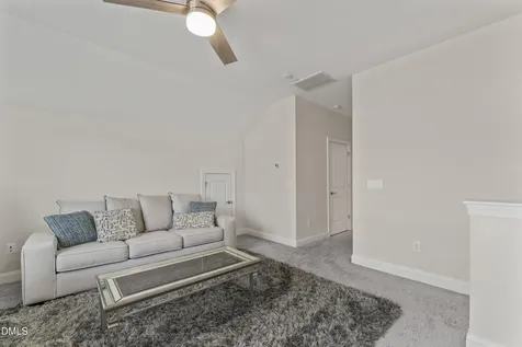 125 Damsire Way Cary NC 27513