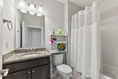 125 Damsire Way Cary NC 27513