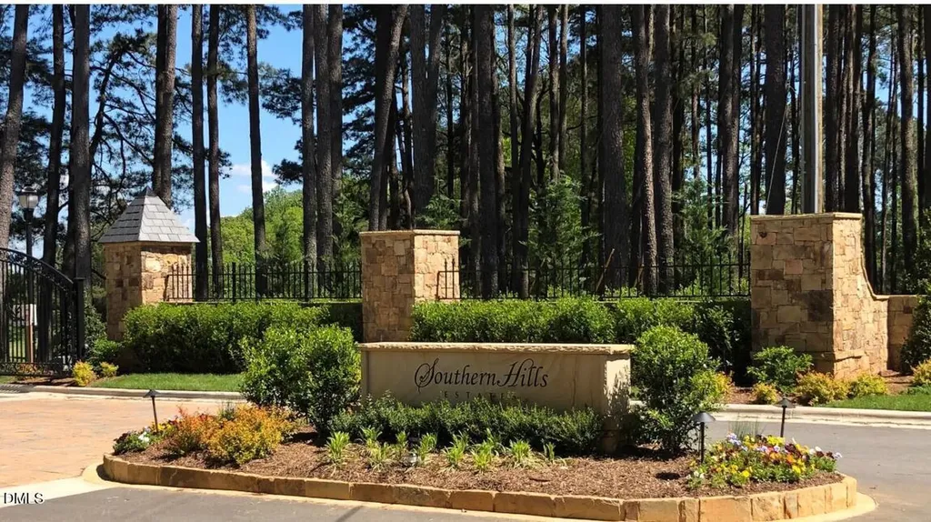 6509 Century Oak Court Raleigh NC 27613