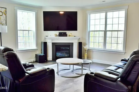 1351 Reading Court Burlington NC 27217