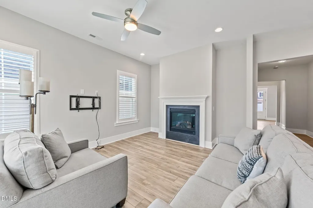 1106 Hodgson Lane Fuquay Varina NC 27526