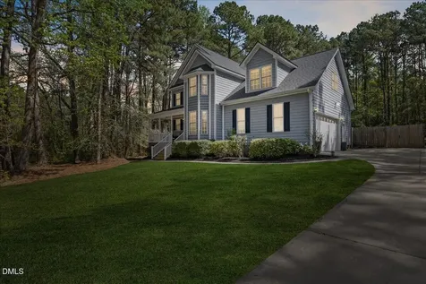 8001 Kingsdale Drive Willow Springs NC 27592