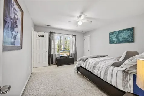 8001 Kingsdale Drive Willow Springs NC 27592