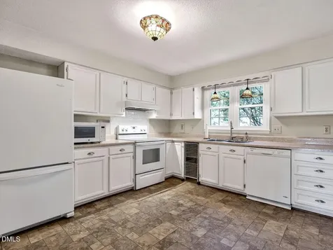 833 Kensington Drive Cary NC 27511