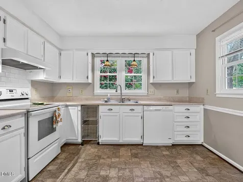 833 Kensington Drive Cary NC 27511