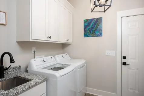 507 S Lincoln Street Coats NC 27521