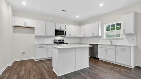 3057 Platinum Circle West End NC 27376