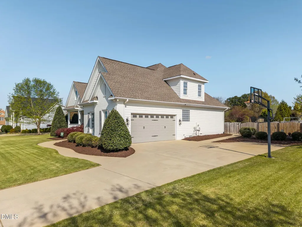 2428 Stewart Street Fuquay Varina NC 27526