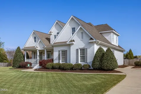 2428 Stewart Street Fuquay Varina NC 27526