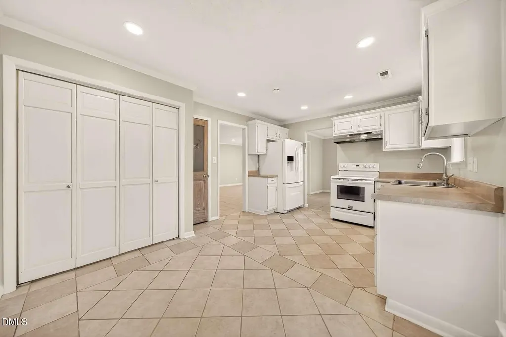 1416 Old Buckhorn Road Garner NC 27529