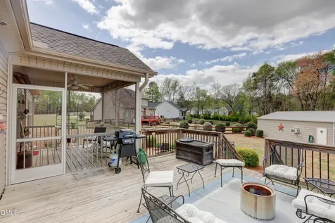 15 Old Eason Road Zebulon NC 27597