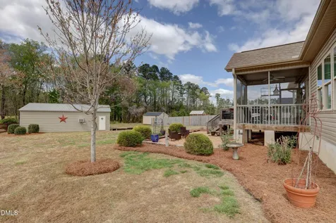15 Old Eason Road Zebulon NC 27597