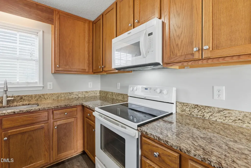 139 Woodglen Drive Clayton NC 27527