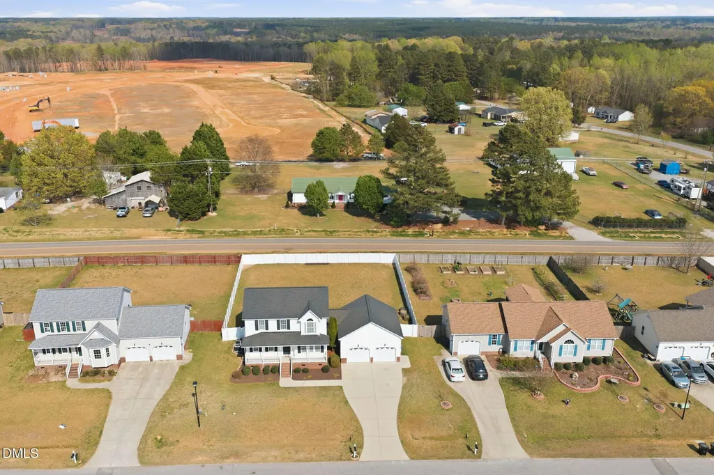 139 Woodglen Drive Clayton NC 27527