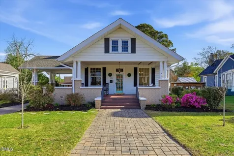 129 E Railroad Street La Grange NC 28551