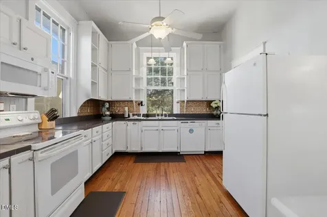 129 E Railroad Street La Grange NC 28551