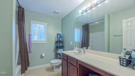 107 Norwood Court N Mebane NC 27302
