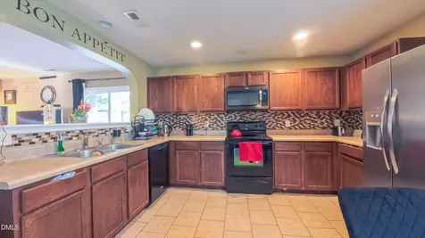 107 Norwood Court N Mebane NC 27302