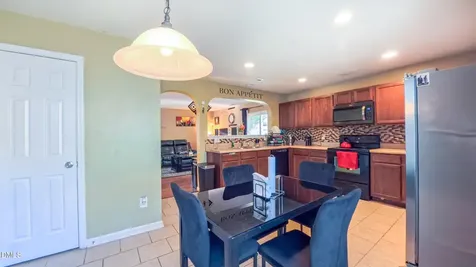 107 Norwood Court N Mebane NC 27302