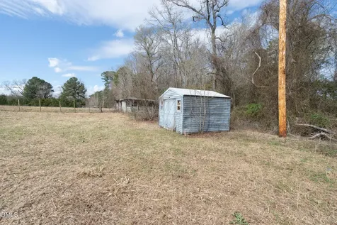 5220 Pulley Town Road Zebulon NC 27597
