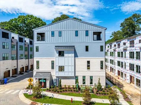 407 Chatham View Road Cary NC 27511