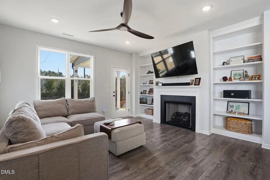263 Maidenhair Place Clayton NC 27520