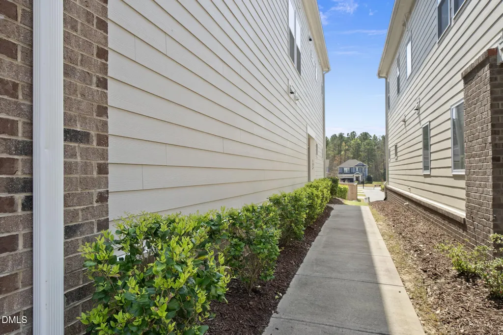 182 Manordale Drive Chapel Hill NC 27517