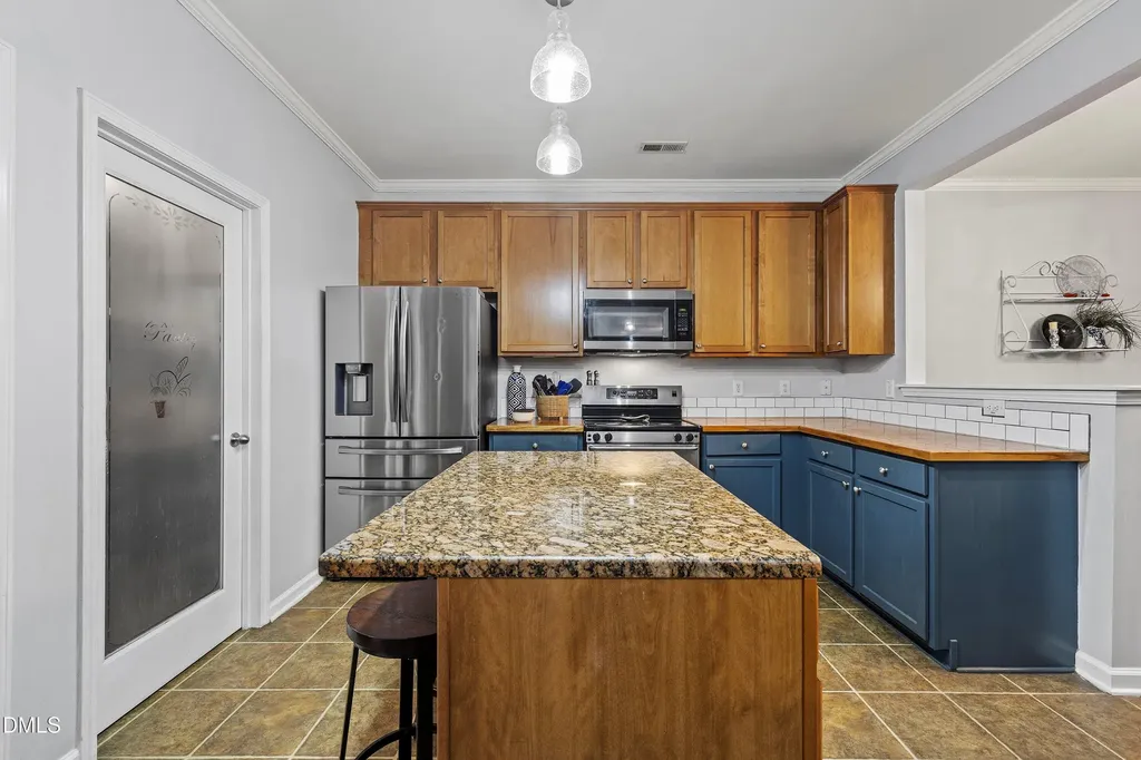 218 River Hills Drive Clayton NC 27527