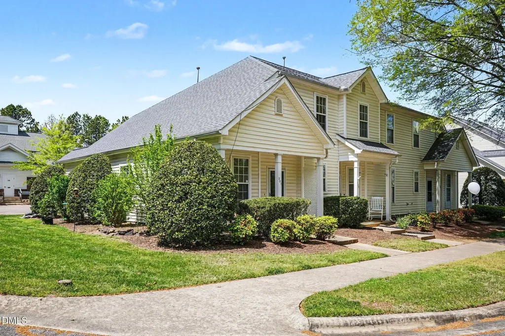 201 Commons Drive Holly Springs NC 27540