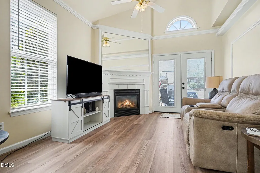 201 Commons Drive Holly Springs NC 27540