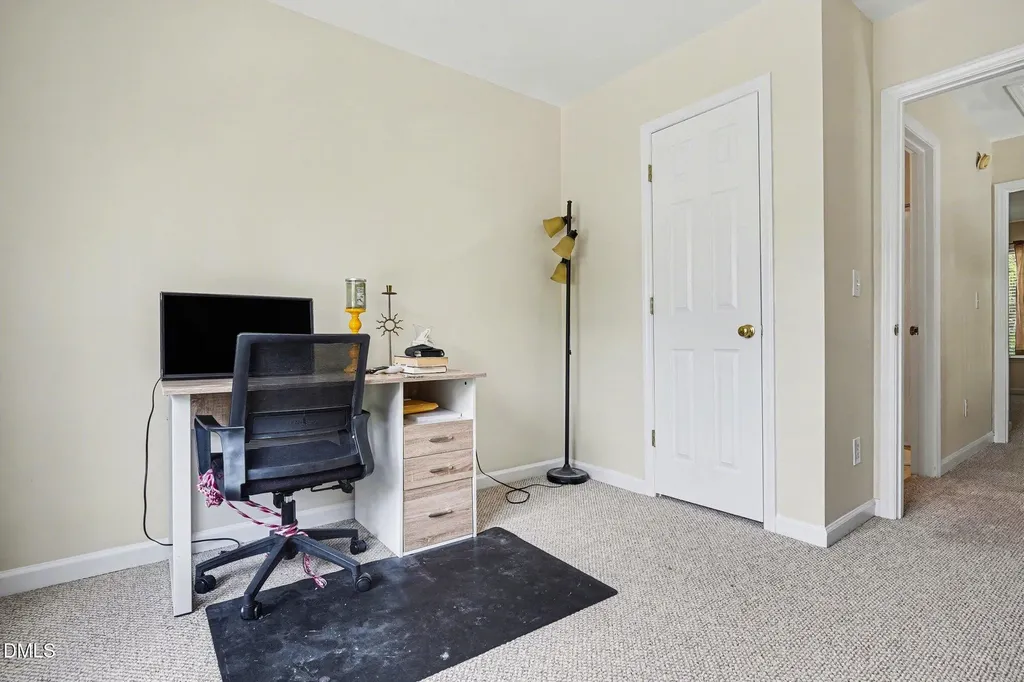 201 Commons Drive Holly Springs NC 27540
