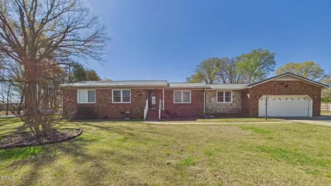 1506 Cadiz Street Burlington NC 27217