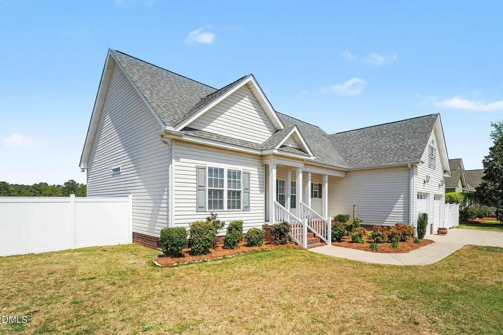 215 Ellington Way La Grange NC 28551