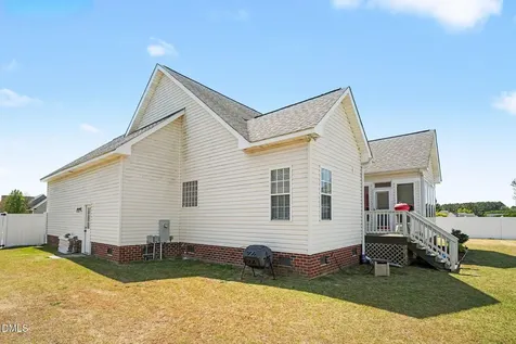 215 Ellington Way La Grange NC 28551