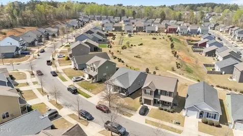 207 Balboa Pw Parkway Clayton NC 27520