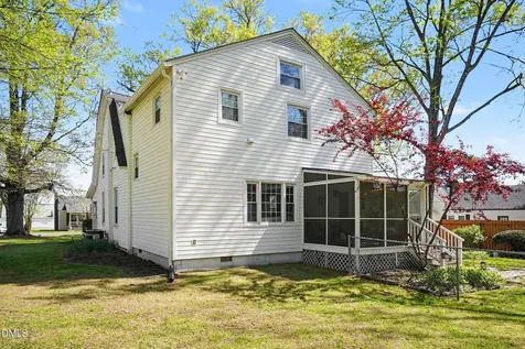 1902 Bethesda Avenue Durham NC 27703