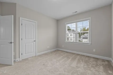 2923 Logan Valley Path Apex NC 27502