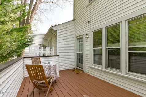 105 Greenmont Lane Cary NC 27511