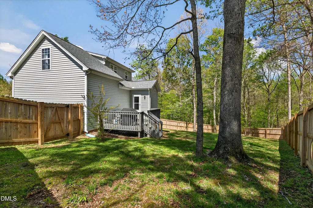 104 Braxton Village Way Holly Springs NC 27540