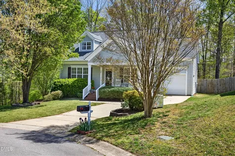 104 Braxton Village Way Holly Springs NC 27540