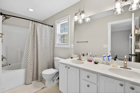 104 Braxton Village Way Holly Springs NC 27540