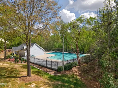 104 Braxton Village Way Holly Springs NC 27540