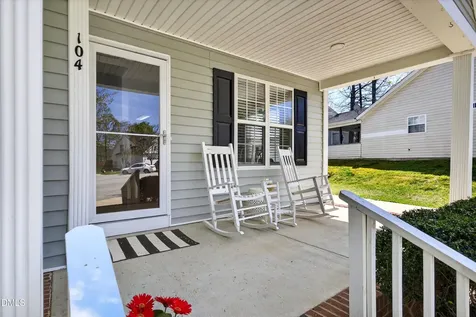 104 Braxton Village Way Holly Springs NC 27540