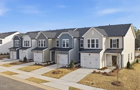2806 Rodeo Court Willow Springs NC 27592