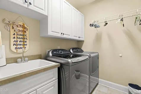 210 Ivey Gate Lane Garner NC 27529